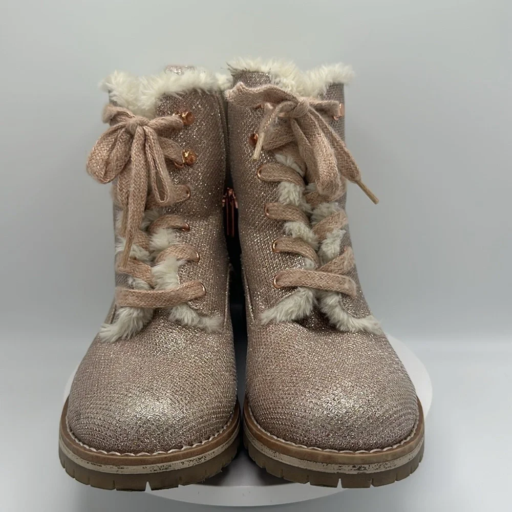 EVA & ZOE Sparkly Rose Gold Lug Sole Boots, Girls’ Size 4, EUC